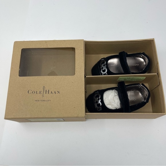 Cole Hana Mini Adler Bit Mary Jane flats in black with silvertone hardware sz 3 - Picture 6 of 7